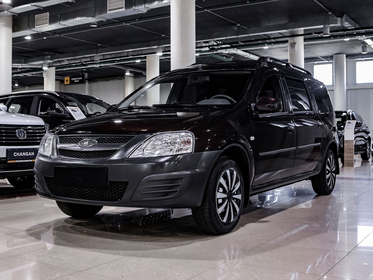 Купить Largus с пробегом