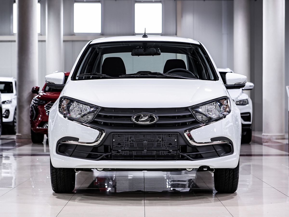 Купить Granta с пробегом