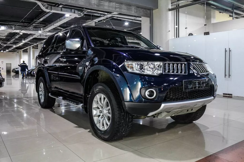 Купить Pajero Sport с пробегом