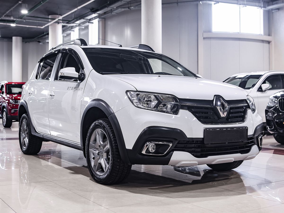 Купить Sandero с пробегом